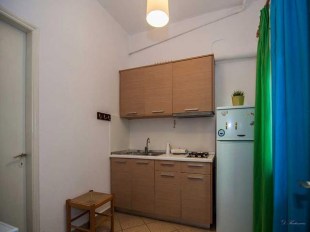 ΕΝΟΙΚΙΑΖΟΜΕΝΑ ΔΩΜΑΤΙΑ ΣΤΗ ΒΕΛΙΚΑ ΚΕΛΕΠΟΥΡΗ ΕΛΛΗ