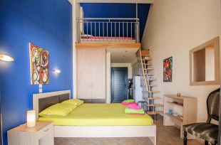 ΚΟΜΜΑΤΗ ΠΑΡΑΣΚΕΥΗ ΣΩΤΗΡΙΤΣΑ ENOIKIAZOMENA ΔΩΜΑΤΙΑ & ΔΙΑΜΕΡΙΣΜΑΤΑ