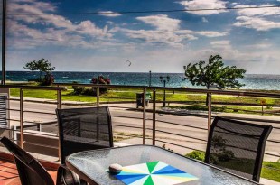 ΚΟΜΜΑΤΗ ΠΑΡΑΣΚΕΥΗ ΣΩΤΗΡΙΤΣΑ ENOIKIAZOMENA ΔΩΜΑΤΙΑ & ΔΙΑΜΕΡΙΣΜΑΤΑ