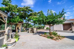 ΚΟΜΜΑΤΗ ΠΑΡΑΣΚΕΥΗ ΣΩΤΗΡΙΤΣΑ ENOIKIAZOMENA ΔΩΜΑΤΙΑ & ΔΙΑΜΕΡΙΣΜΑΤΑ